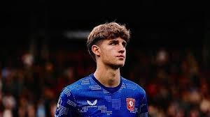 意媒：黄潜考虑买断那不勒斯租将拉法-马林，皇马握有回购权