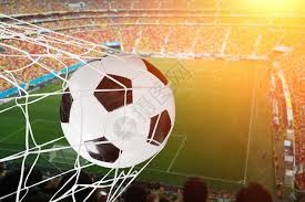 门将扑出关键点球，球迷热议